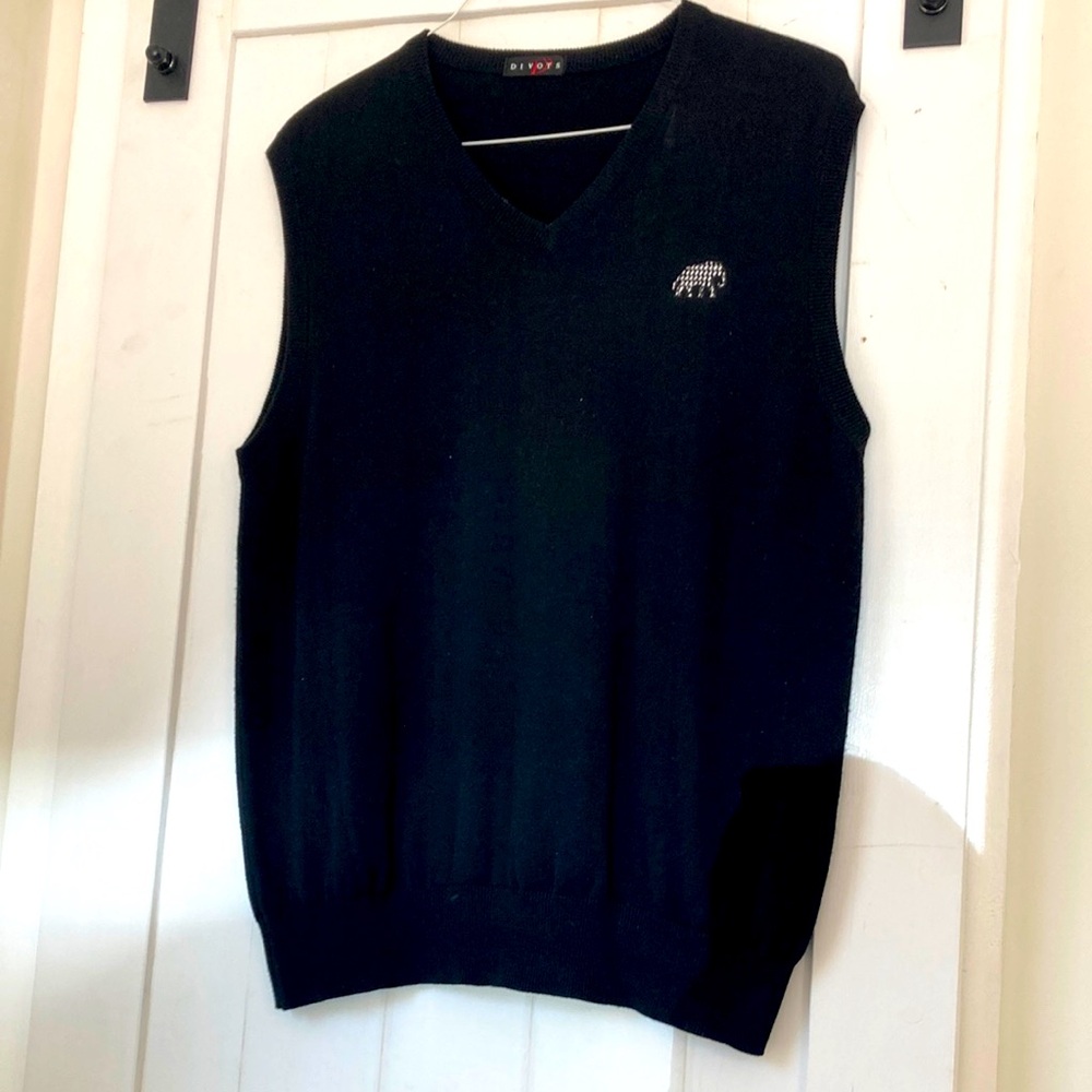 Divots Bama houndstooth elephant Black V-Neck Sweater Vest